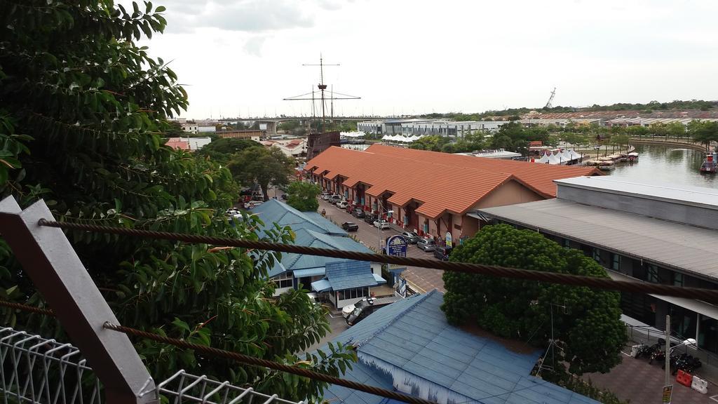 Aldy Hotel Stadthuys Malacca Екстер'єр фото